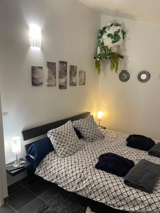 Chambre Agreable Avec Jacuzzi Marsella Exterior foto
